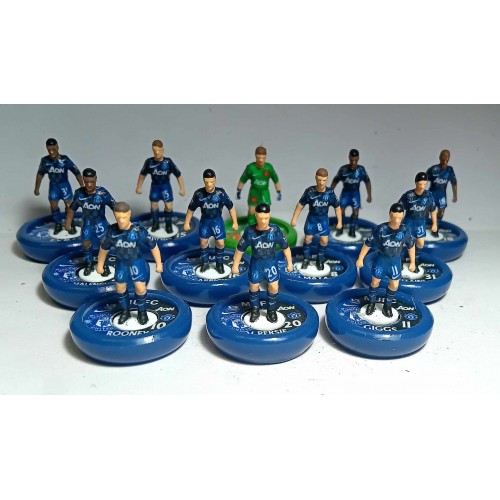 Subbuteo Andrew Table Soccer Manchester United 2013-14 away kit on WSB Professional bases